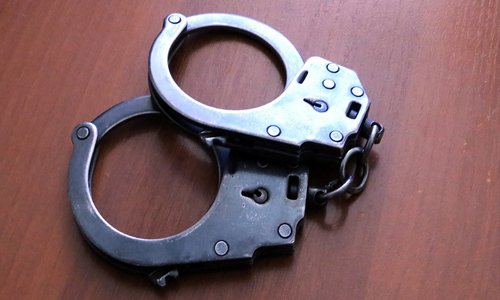 Смолянин напал на молодого мужчину возле Успенского кафедрального собора Смолянин напал на молодого мужчину возле Успенского кафедрального собора