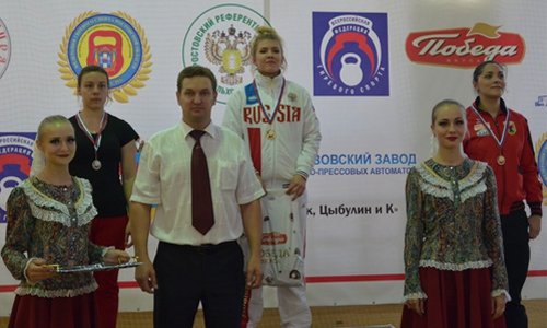 Алина Васькина установила новый рекорд на Кубке России по гиревому спорту Алина Васькина установила новый рекорд на Кубке России по гиревому спорту