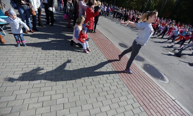 Спортивный праздник устроили вчера в центре Смоленска (ФОТО) Спортивный праздник устроили вчера в центре Смоленска (ФОТО)