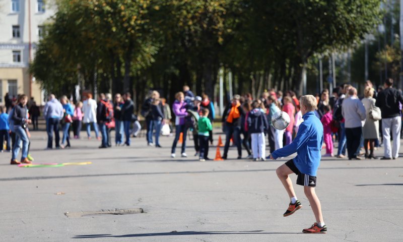 Спортивный праздник устроили вчера в центре Смоленска (ФОТО) Спортивный праздник устроили вчера в центре Смоленска (ФОТО)