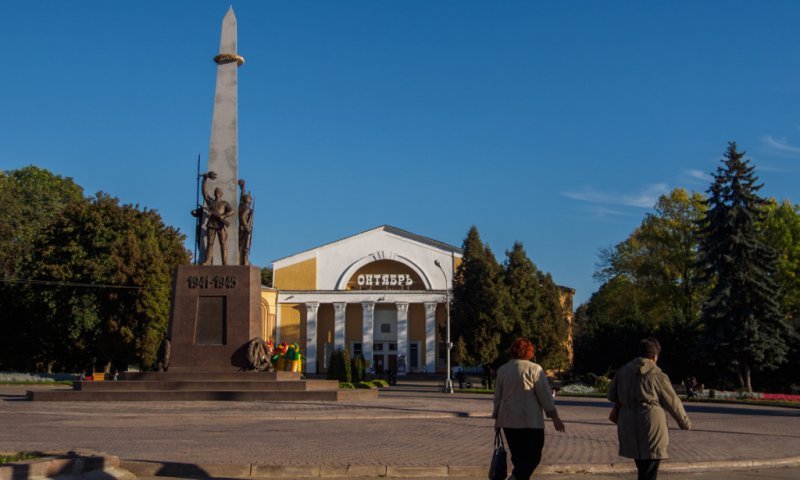 В Смоленске наступила осень (ФОТО) В Смоленске наступила осень (ФОТО)