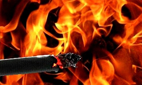Непотушенная сигарета стоила 48-летнему смолянину жизни Непотушенная сигарета стоила 48-летнему смолянину жизни