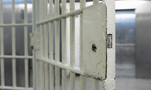 Почти 3 тысячи смолян вышли на свободу по «победной» амнистии Почти 3 тысячи смолян вышли на свободу по «победной» амнистии