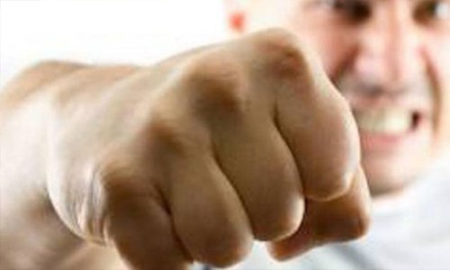 Двое жителей Рославля жестоко расправились с собутыльником Двое жителей Рославля жестоко расправились с собутыльником