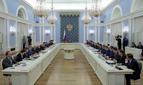 Смоленский губернатор сообщил Дмитрию Медведеву о проблемах теплоснабжения Смоленский губернатор сообщил Дмитрию Медведеву о проблемах теплоснабжения