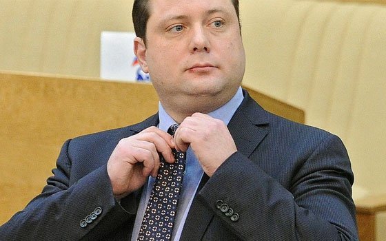 Губернатор Островский пересчитает ямы на дорогах Смоленска Губернатор Островский пересчитает ямы на дорогах Смоленска