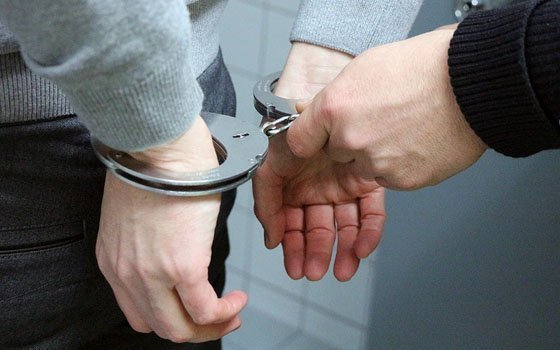 Смолянина подозревают в избиении своей сожительницы
