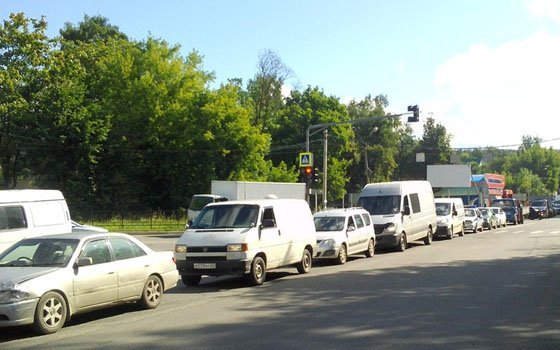 На мосту Степана Разина в Смоленске образовались заторы