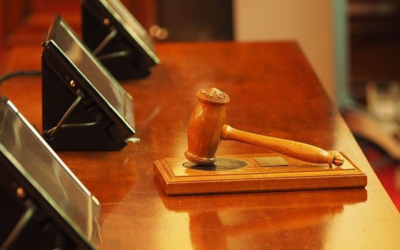 Директор ярцевского завода ответит в суде за покалеченного на производстве сотрудника