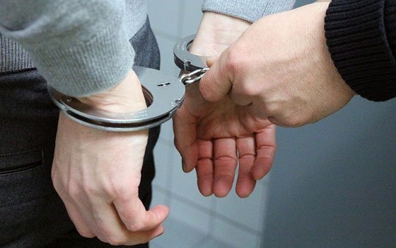Подозреваемый в угоне машины задержан в Рославле