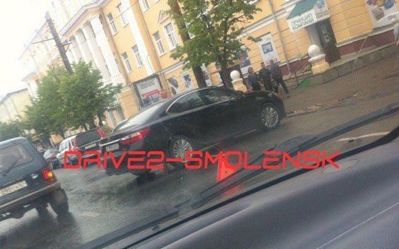 ДТП на проспекте Гагарина в Смоленске. Дорогу не поделили две иномарки