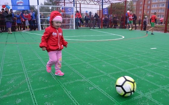 В Вязьме открыли новую спортивную площадку