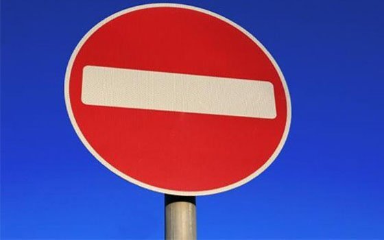 Площадь Желябова в Смоленске закрыта для проезда на три недели