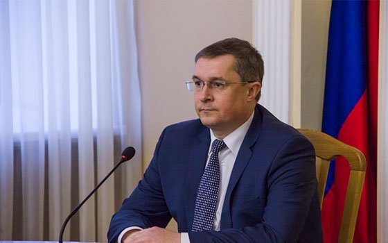 Мэр Смоленска провел встречу с представителями ОНФ по поводу строительства в Соловьиной роще