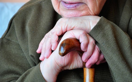 86-летняя смолянка осталась без всех своих сбережений