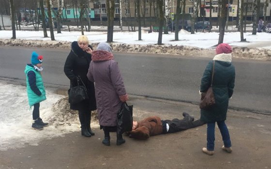 Из ярцевского автобуса выбросили гражданина
