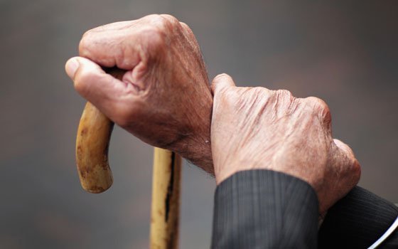 Афера в Смоленске: 80-летний пенсионер лишился всех своих сбережений