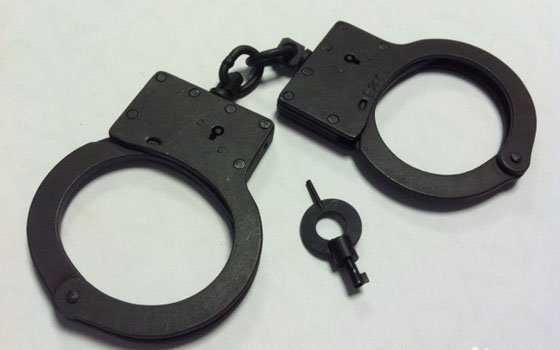 Грабеж в магазине Рославльского района: подозреваемую задержали