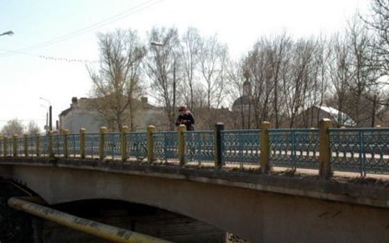 Фроловский мост в Вязьме исследуют воронежские специалисты