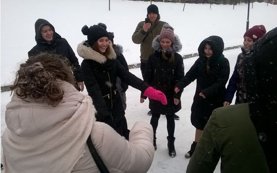 Для детворы в смоленском Лопатинском саду появились горки