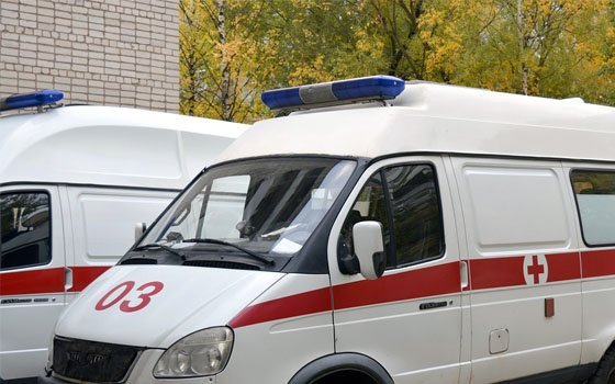 Мужчина угодил под колеса авто на улице Кутузова в Смоленске