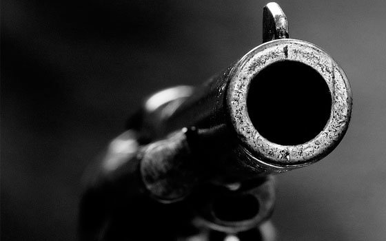 Смолянин, скрывая лицо под медицинской маской, нападал на аптеки и торговые точки