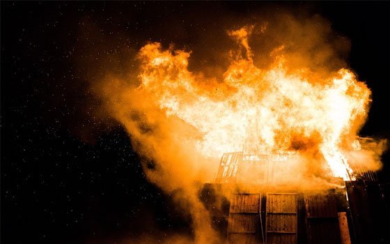 Возгорание в жилом доме деревни Поличня едва не стало для хозяйки роковым
