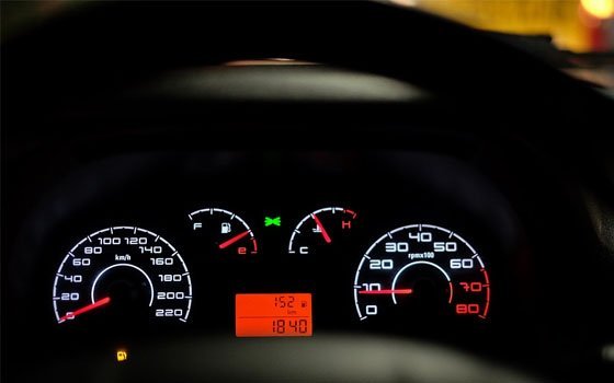 На улице Петра Алексеева в Смоленске «ВАЗ-2109» влетел в Audi