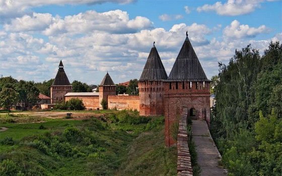 Начался конкурс студенческих проектов по реконструкции Смоленской крепости