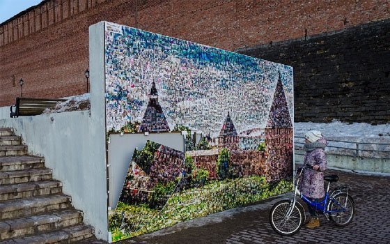 Хулиганы изуродовали арт-панно на набережной в Смоленске