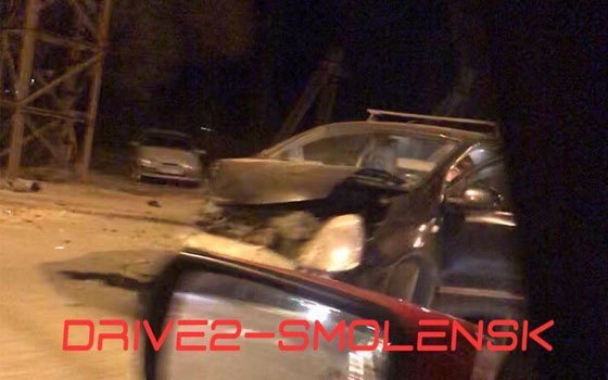 На Витебском шоссе в Смоленске «ВАЗ 2109» и Ford не поделили дорогу