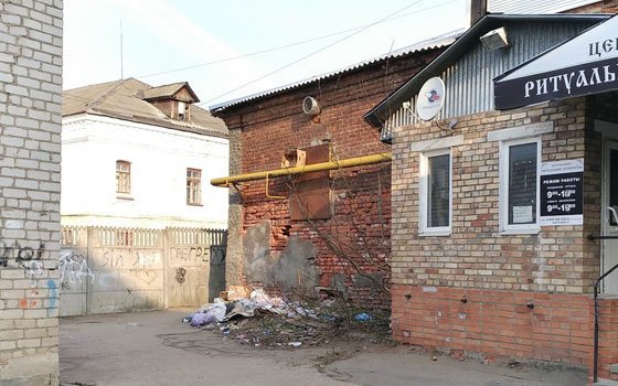 Жители Вязьмы пожаловались на свалку на улице 25 Октября