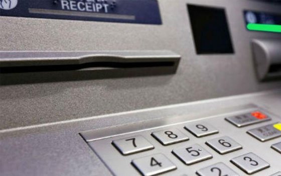 Вязьмичка, решив продать квартиру, лишись 25 тысяч рублей