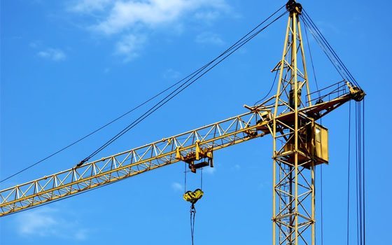 В поселке Одинцово упал строительный кран