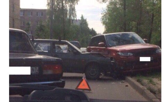 Смолянка разыскивает очевидцев ДТП на улице Ломоносова