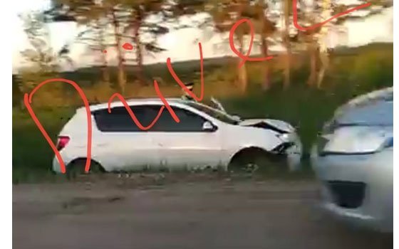 В Смоленске на окружной иномарка Renault Sandero вылетела в кювет