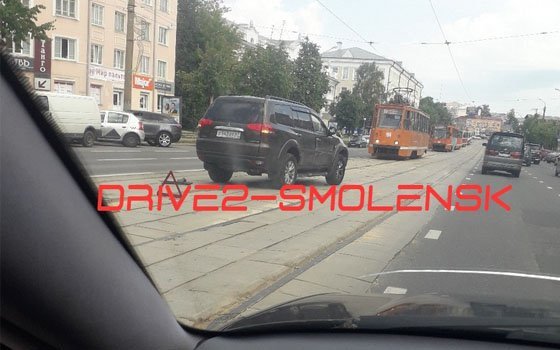 На проспекте Гагарина в Смоленске временно не ходили трамваи