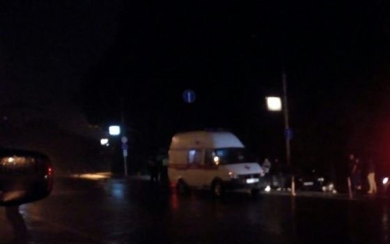 Два «ВАЗа» не поделили дорогу в центре Смоленска, есть пострадавшие