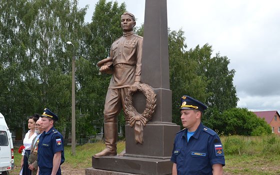В Починковском районе установили памятник Неизвестному солдату