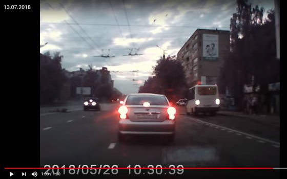 Смолянин угодил под колеса автомобиля на улице Нормандии-Неман (Видео)
