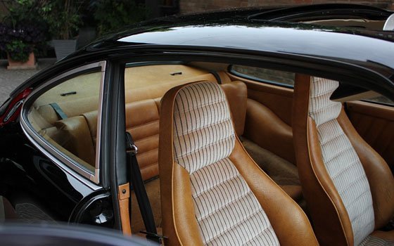 Porshe не поделил дорогу с мотоциклом в Смоленске