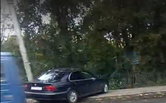 На Большой Советской в Смоленске иномарка врезалась в забор (Видео)