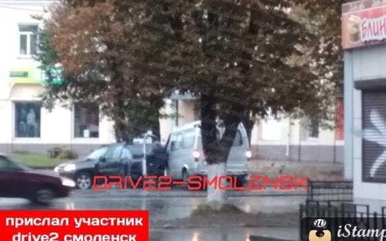 Из-за ДТП на Николаева в Смоленске стали трамваи