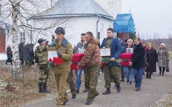 Дорога домой. В посёлке Озёрном почтили память погибших защитников Отечества