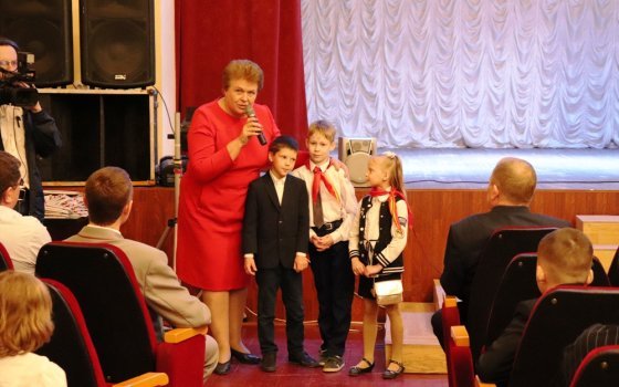 Железнодорожники провели открытый урок по безопасности для учащихся начальных классов школы Смоленска