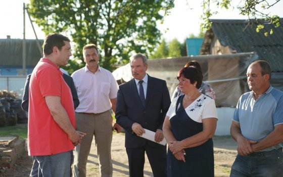 Крыша будет! Погорельцы из Рославльского района получат материальную помощь и жильё