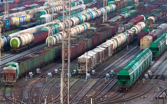 Более 1,1 тыс. тонн продовольствия отправлено со станций Смоленского региона МЖД в марте