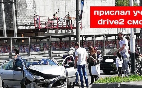 На Гагарина в Смоленске произошло страшное ДТП, на место прибыла «скорая» 