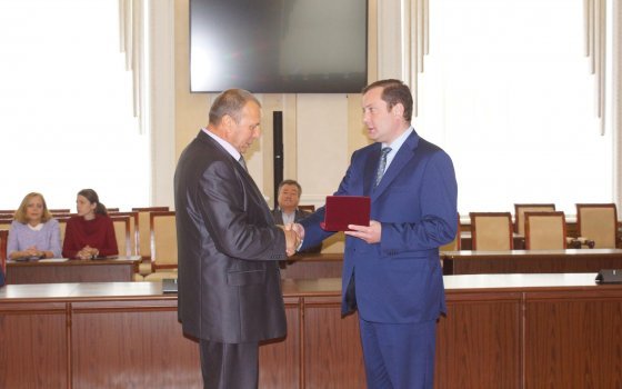 Сотруднику Смоленскэнерго за заслуги в области энергетики присвоено звание Заслуженный энергетик Российской Федерации 