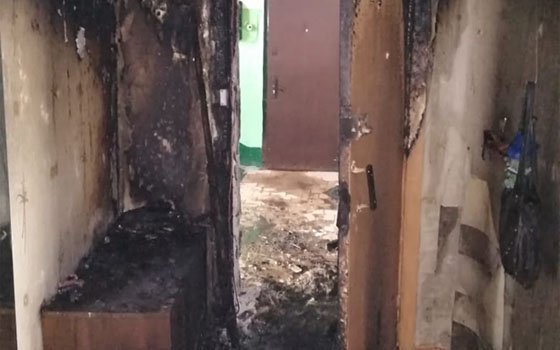 В Дорогобуже на пожаре едва не погибла 64-летняя дама 